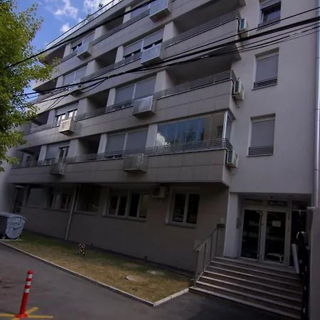 Apartman Perla, Family With Parking *