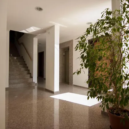 Perla, Family With Parking *